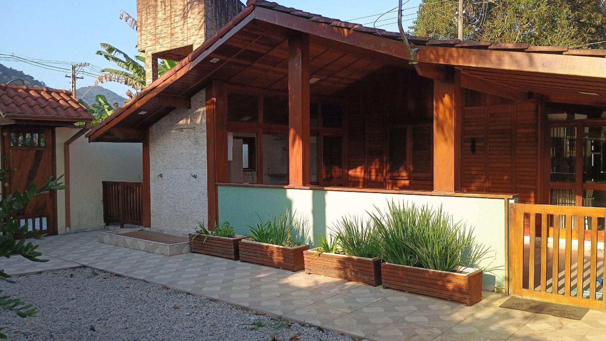 Moreira Casa Com Churrasqueira E Ar-Condicionado Ubatuba Εξωτερικό φωτογραφία